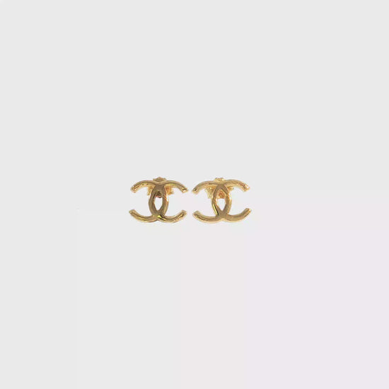 18K Gold Interlocking C Studs