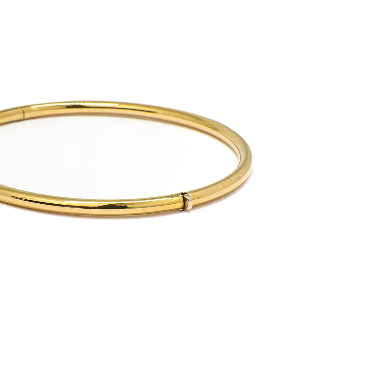 18K Gold Round Bangle